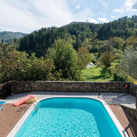 Вілла Ancient Farmhouse With Private Heated Hot Tub And Pool Casola in Lunigiana Екстер'єр фото